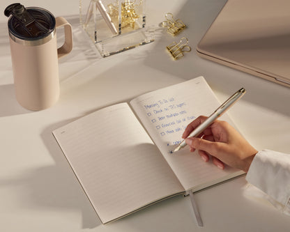 Parker IM Professionals Monochrome Champagne Fountain Pen