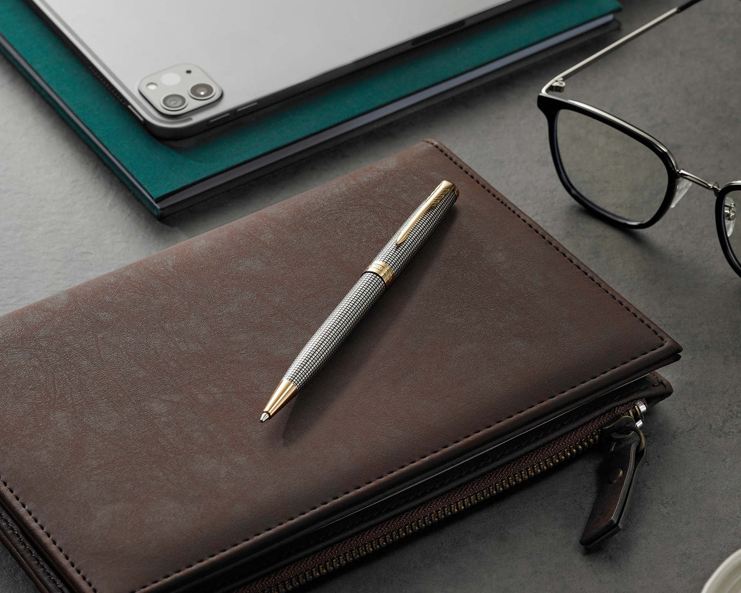 Parker Sonnet Ciselé GT Ballpoint Pen