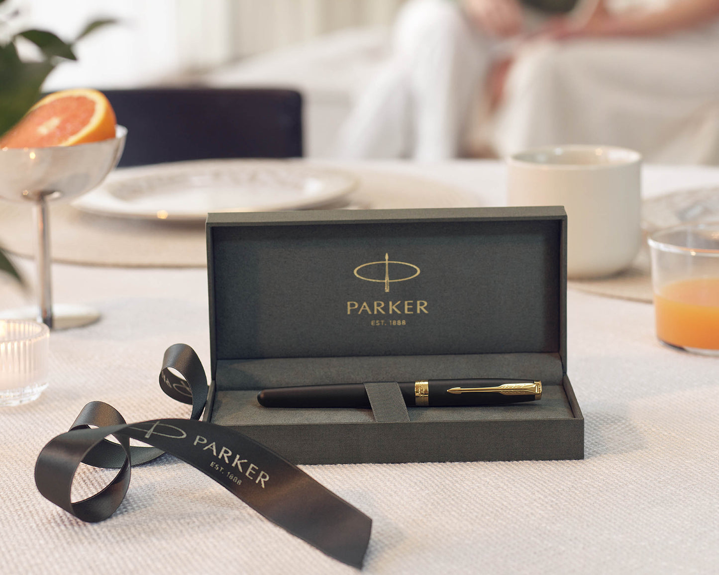 Parker Sonnet Matte Black GT Fountain Pen in Gift Box