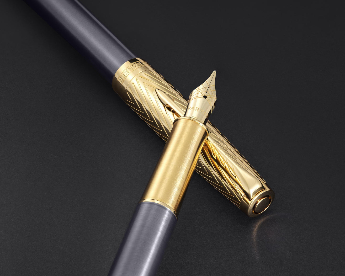 Parker Sonnet Pioneers Collection Grey Arrow GT Fountain Pen - 18k Gold nib