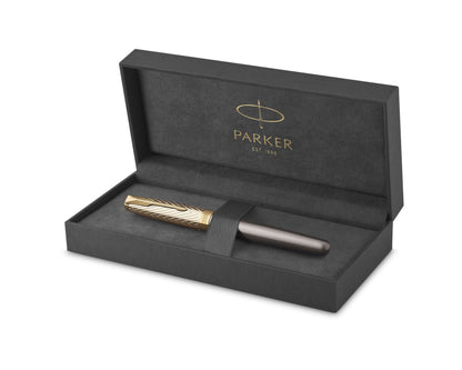 Parker Sonnet Pioneers Collection Grey Arrow GT Fountain Pen - 18k Gold nib