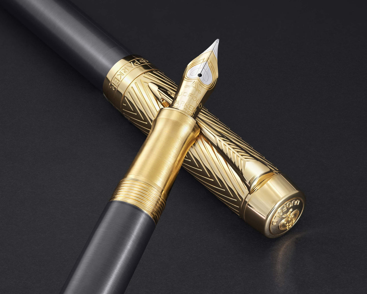 Parker Duofold Pioneers Grey Arrow GT Fountain Pen - 18k Gold nib