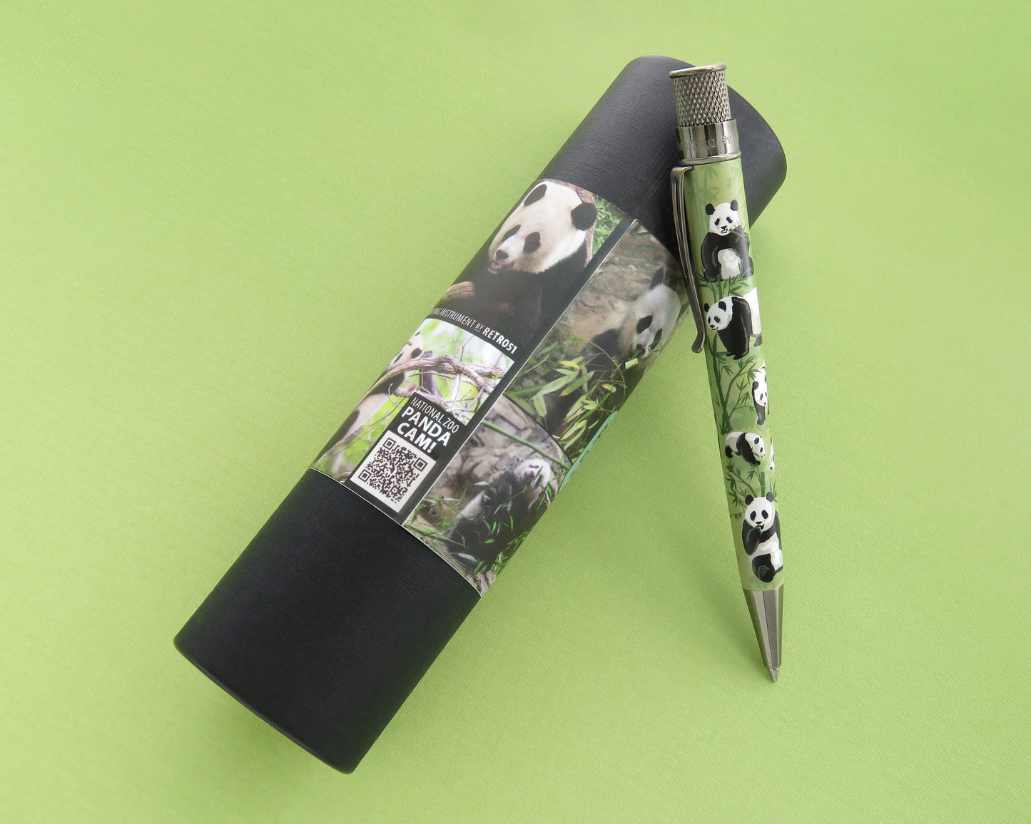 Retro51 Smithsonian Panda Rollerball Pen