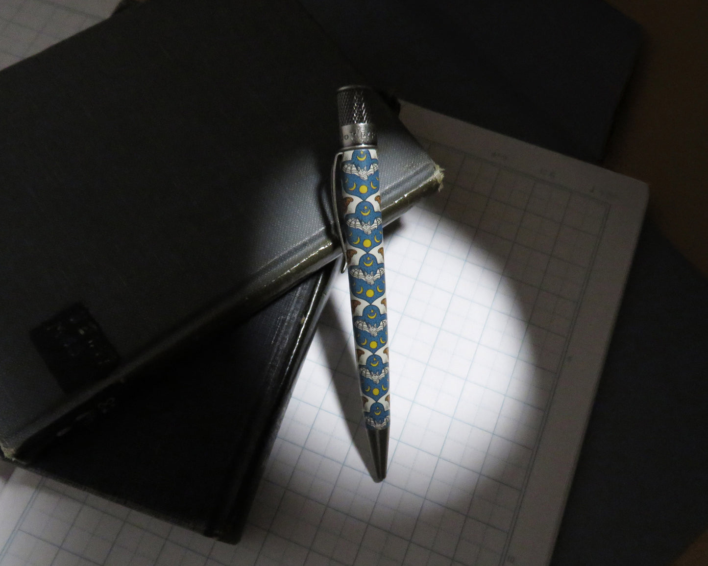 Retro51 Tornado™ Rescue - Bat Rescue Ballpoint