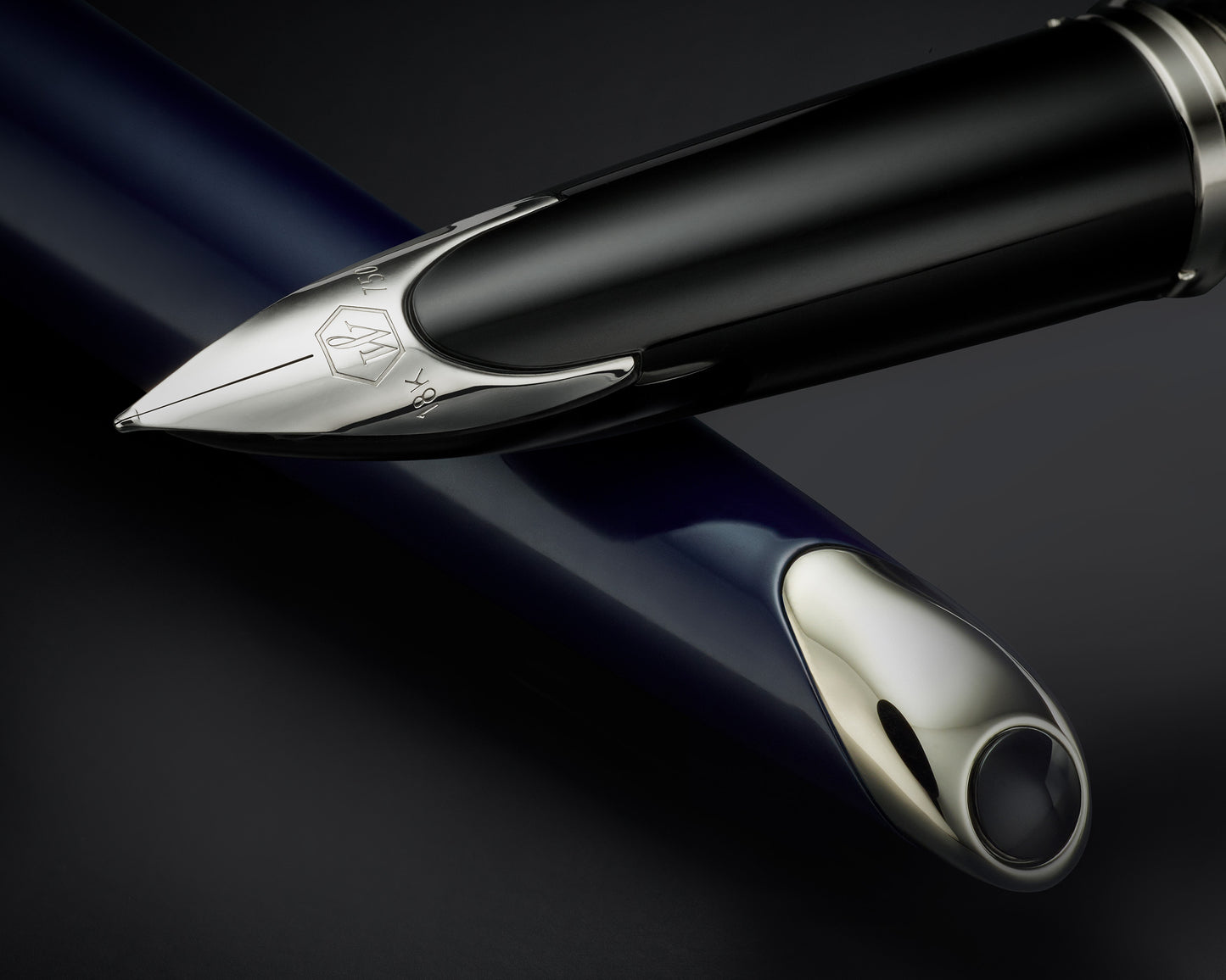 Waterman Carène L’essence Du Bleu Deluxe Blue & Metal CT Fountain Pen