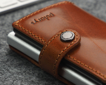 Pularys Nordic RFID Wallet Snap Button Close Up