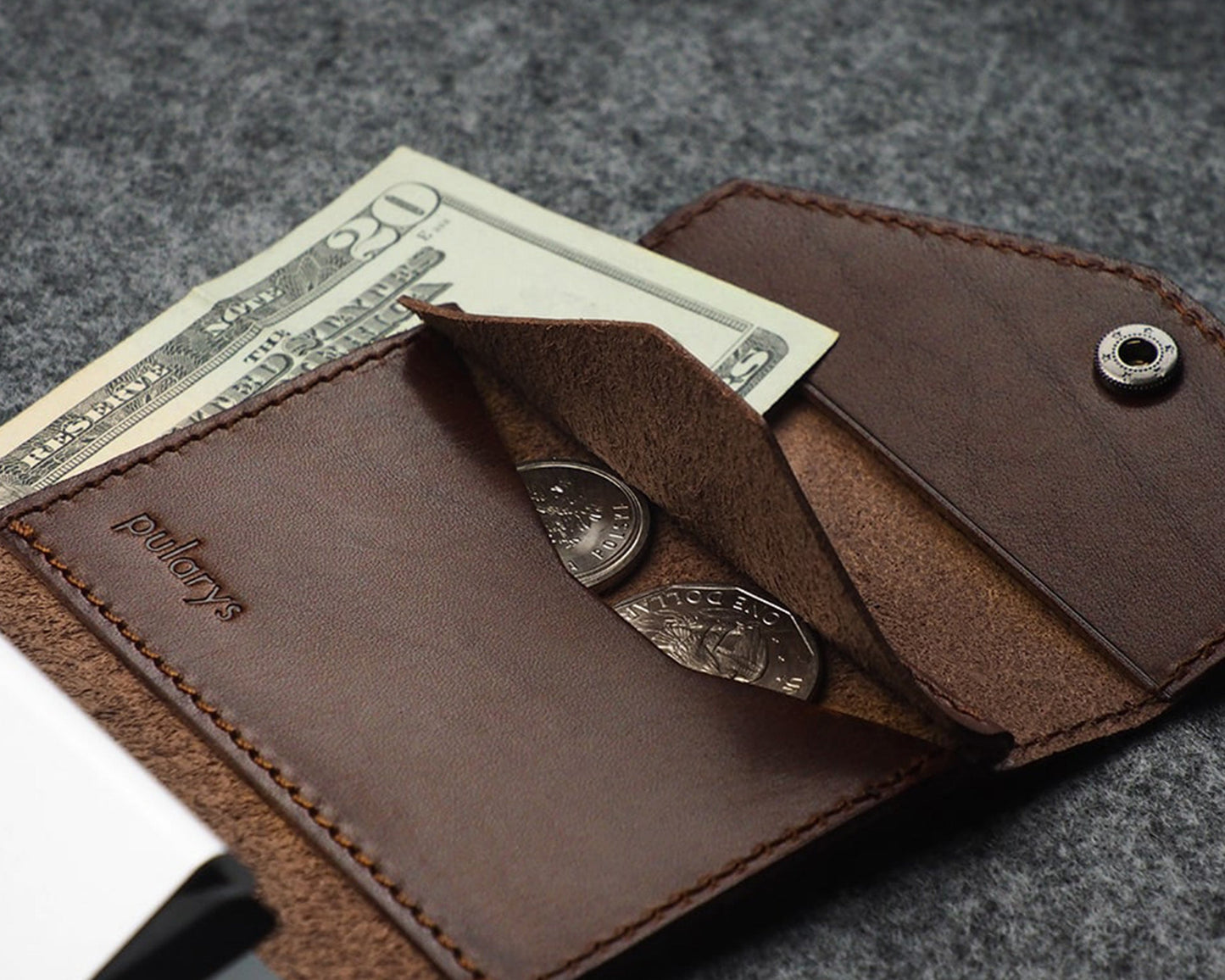 Pularys PORTER Go Wallet | Nomad Leather in Brown
